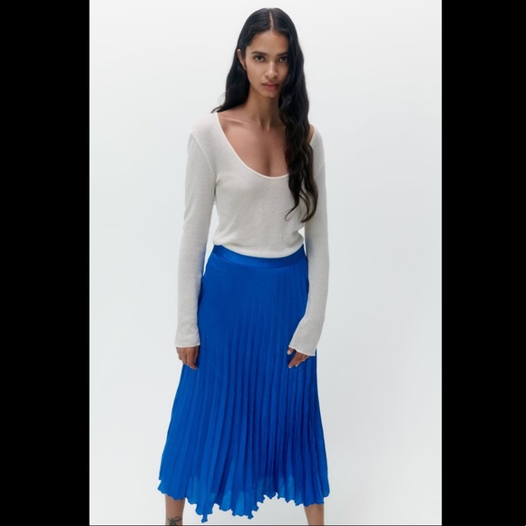 Zara Blue Satin Effect Pleated Midi Skirt - Picture 2 of 10